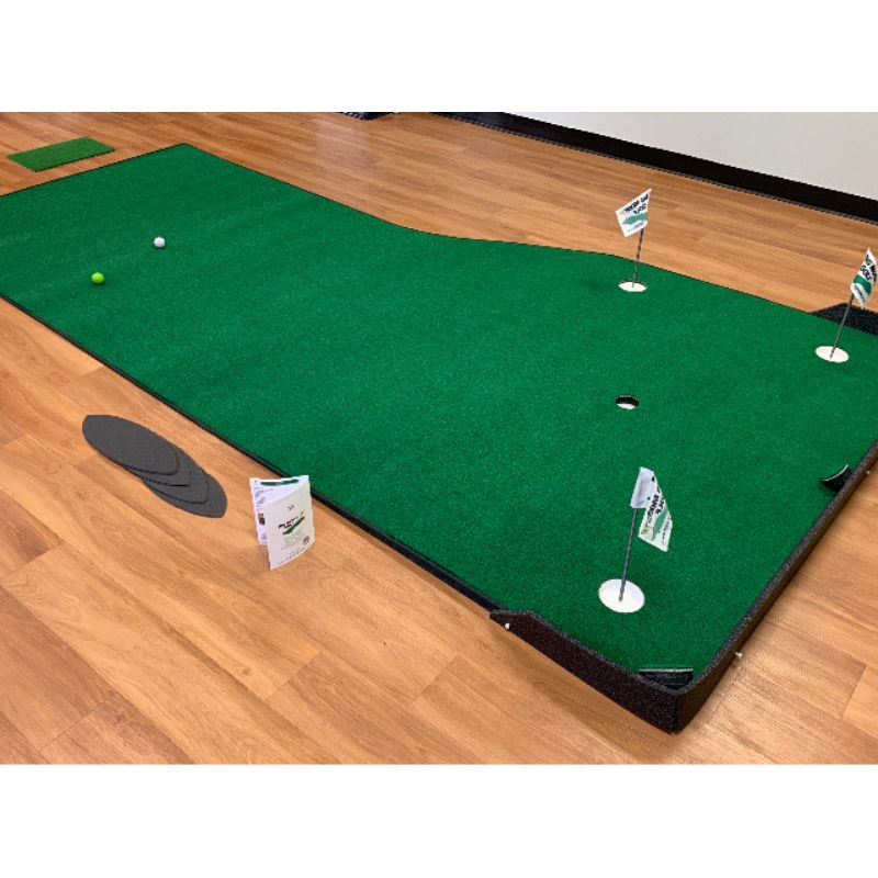 Big Moss Golf Country Club 610 V2 Putting Green